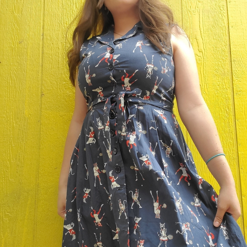 Dress - Picture 3 of 4
